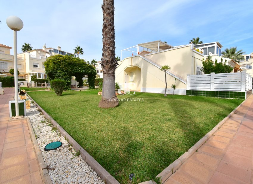 Herverkoop - apartment -
Orihuela Costa - Playa Flamenca