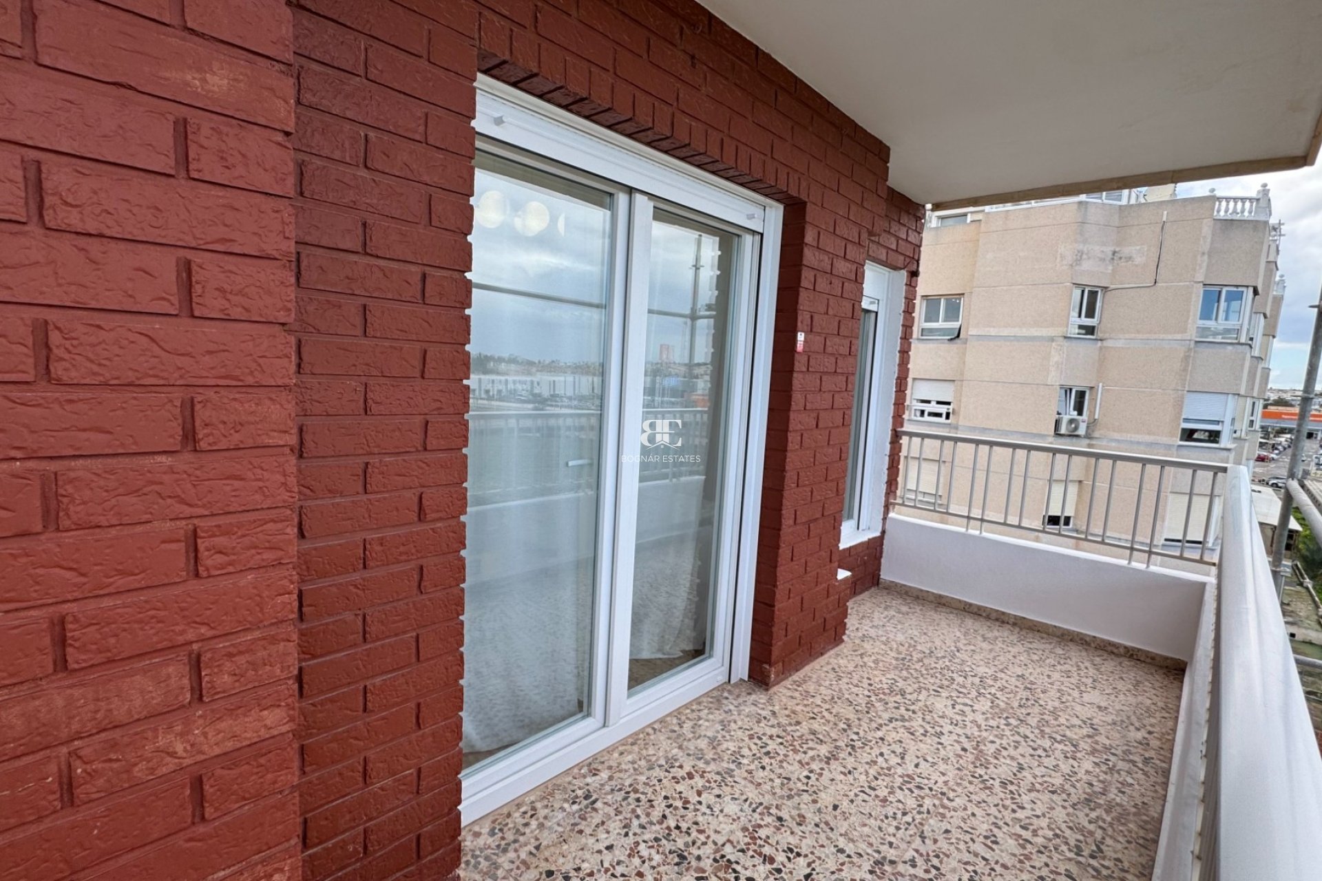 Herverkoop - apartment -
Orihuela Costa - Punta Prima