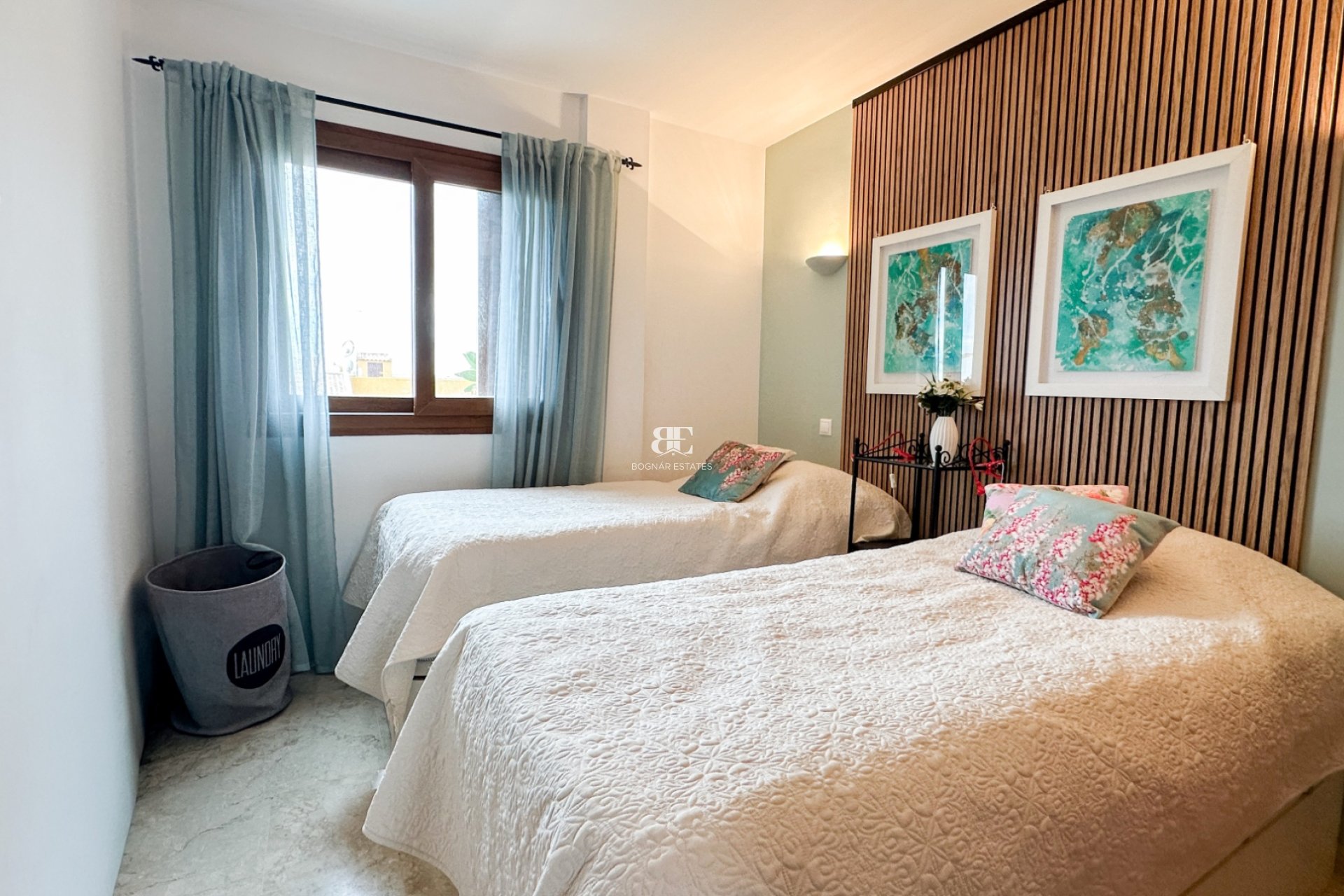 Herverkoop - apartment -
Orihuela Costa - Punta Prima