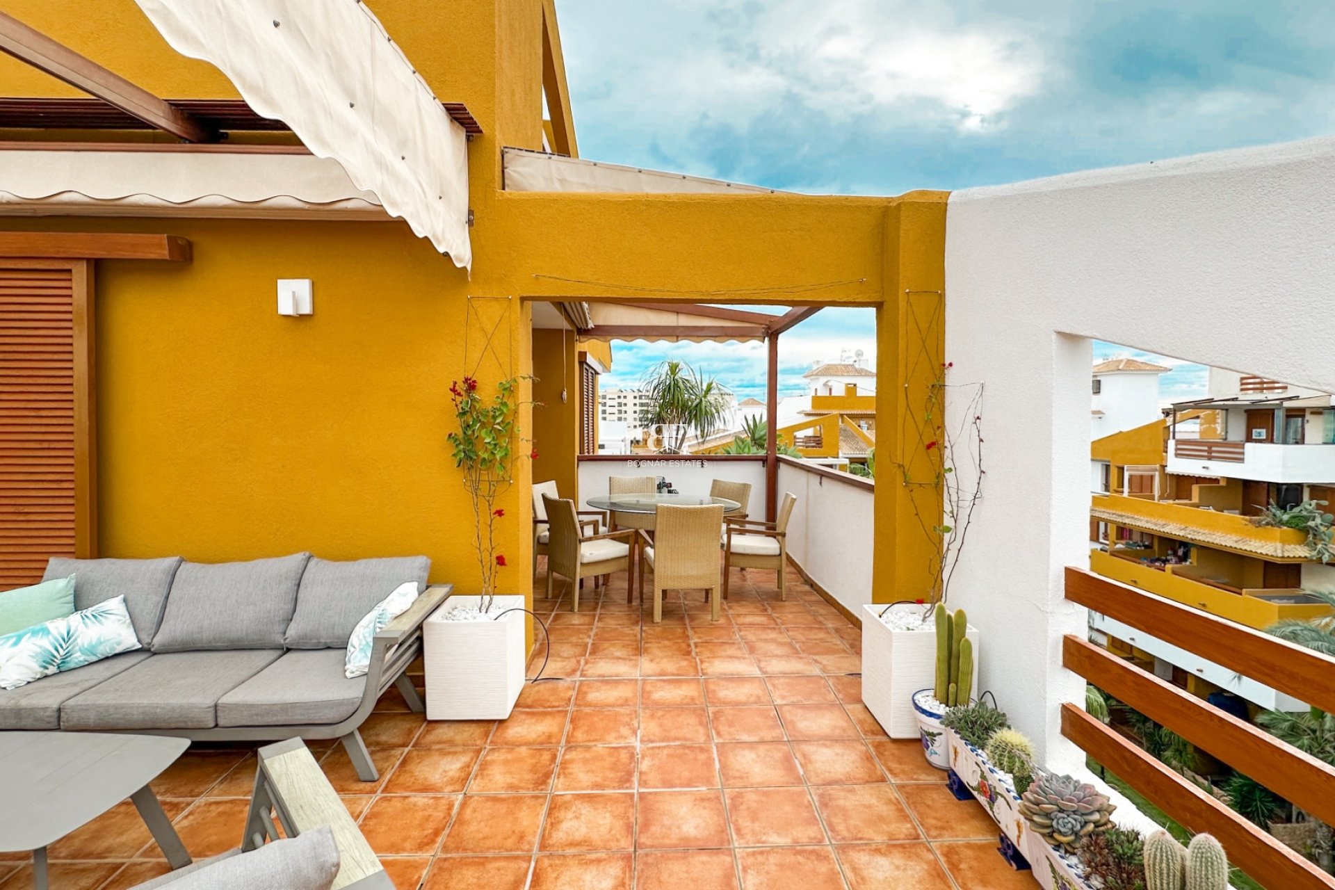 Herverkoop - apartment -
Orihuela Costa - Punta Prima