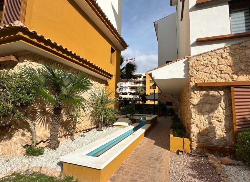 Herverkoop - apartment -
Orihuela Costa - Punta Prima