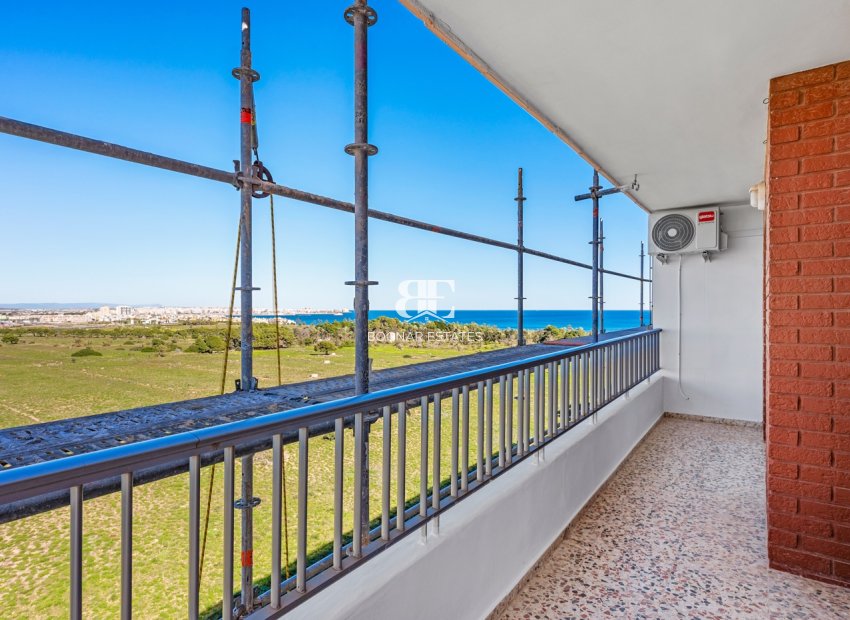 Herverkoop - apartment -
Orihuela Costa - Punta Prima