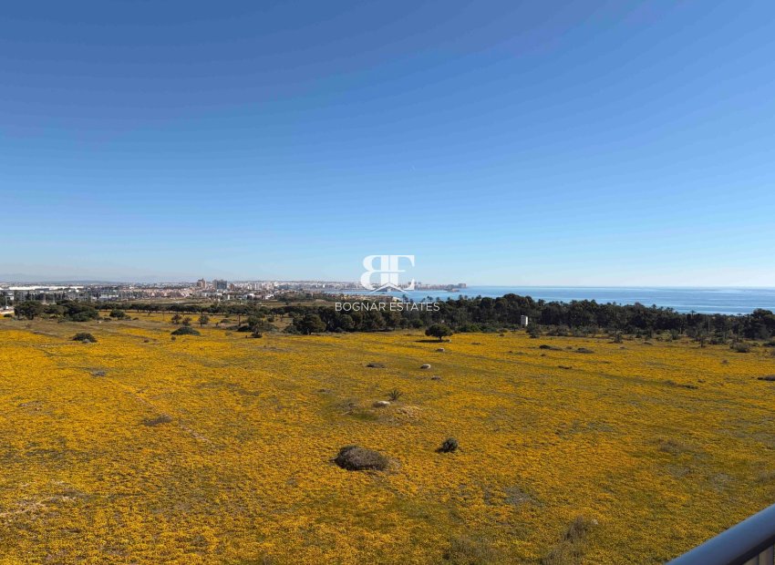 Herverkoop - apartment -
Orihuela Costa - Punta Prima