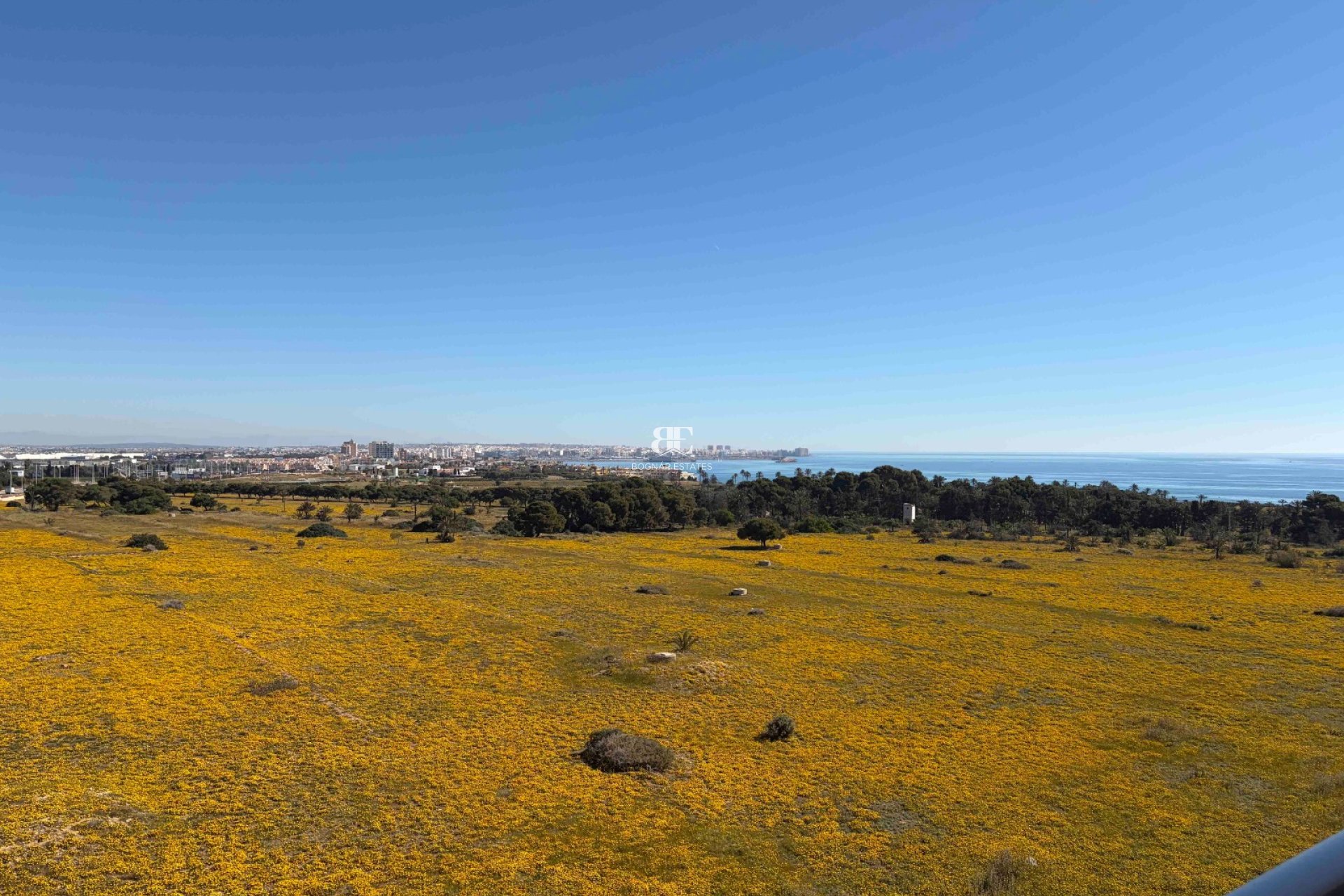 Herverkoop - apartment -
Orihuela Costa - Punta Prima