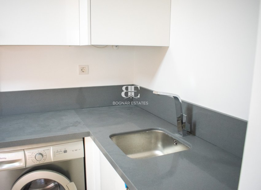 Herverkoop - apartment -
Orihuela Costa - Punta Prima