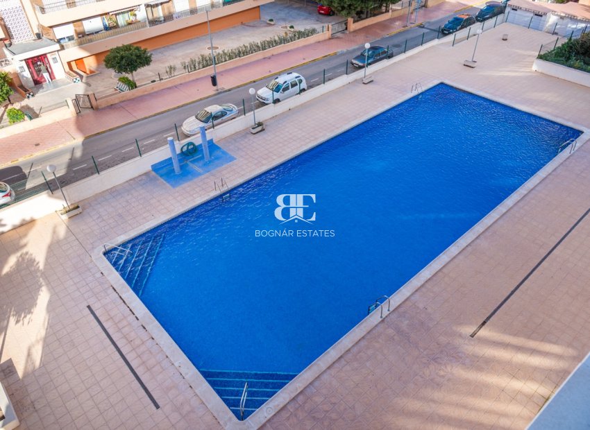 Herverkoop - apartment -
Orihuela Costa - Punta Prima