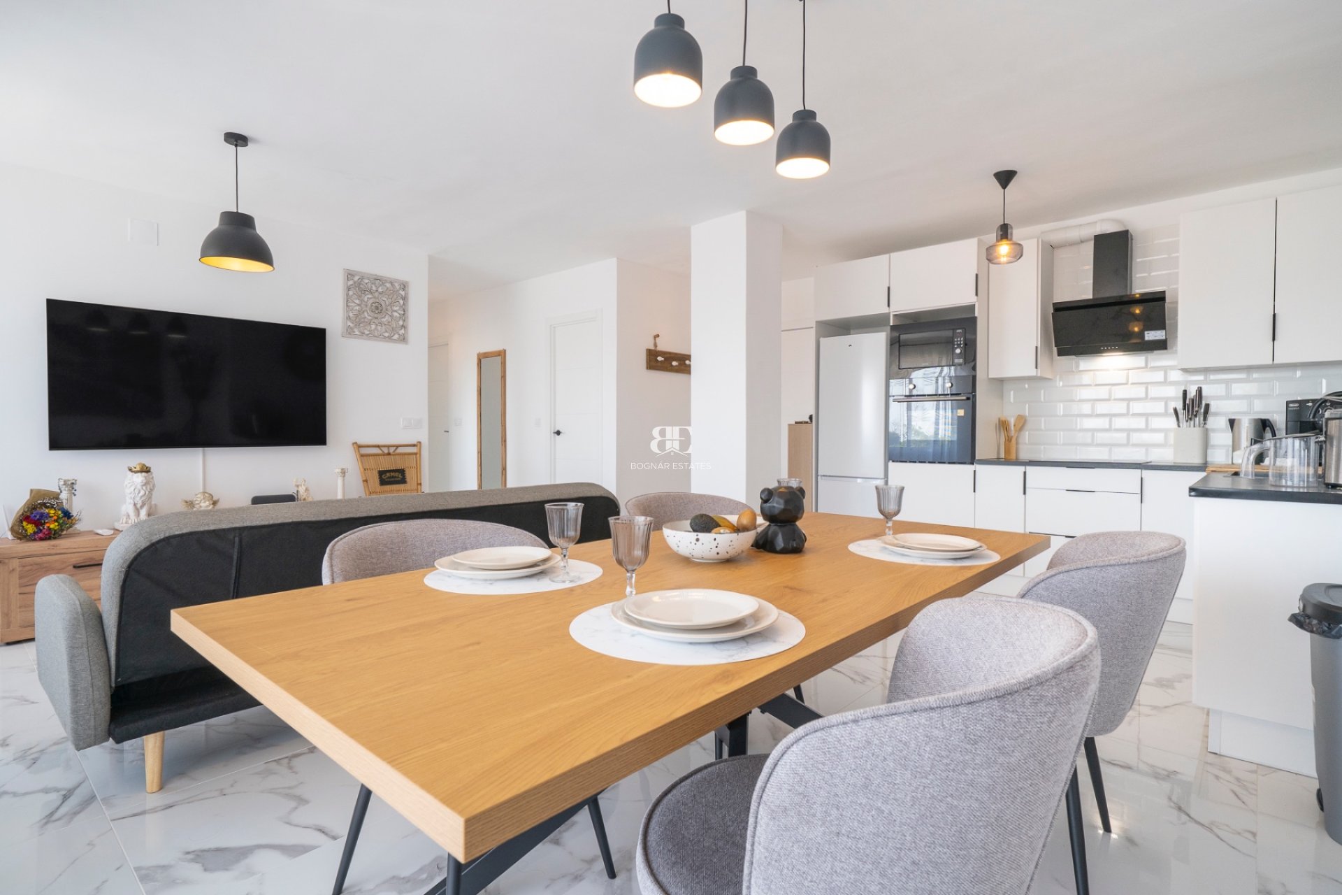 Herverkoop - apartment -
Orihuela Costa - Punta Prima
