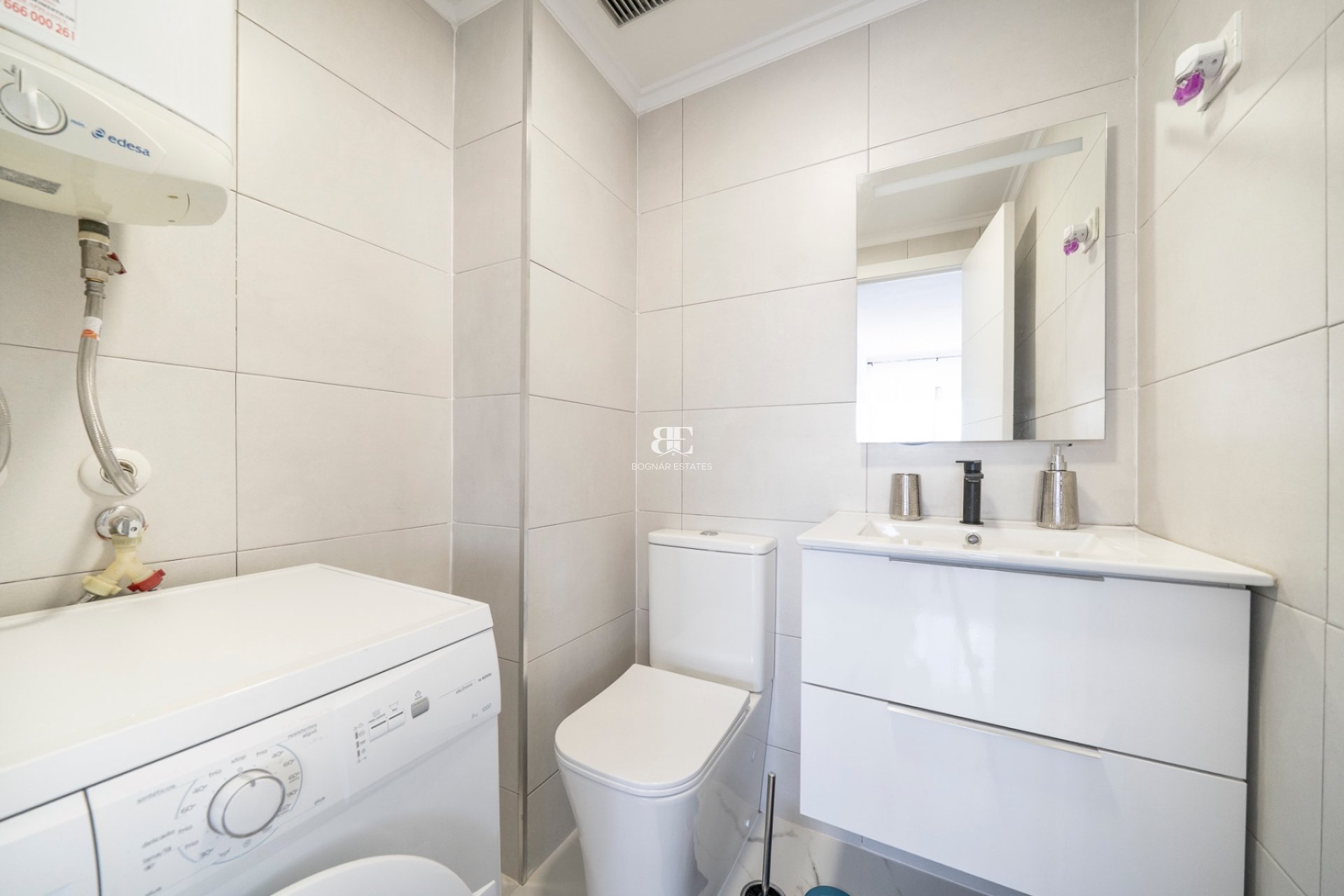 Herverkoop - apartment -
Orihuela Costa - Punta Prima