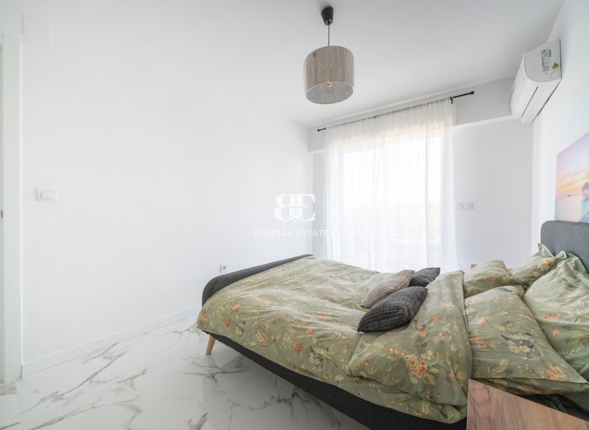 Herverkoop - apartment -
Orihuela Costa - Punta Prima