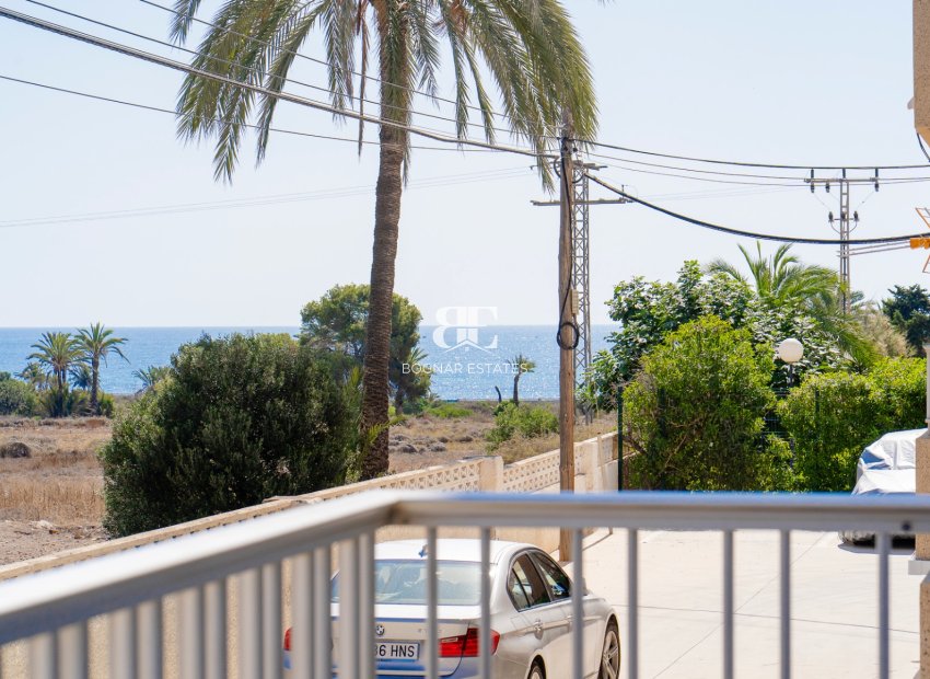 Herverkoop - apartment -
Orihuela Costa - Punta Prima