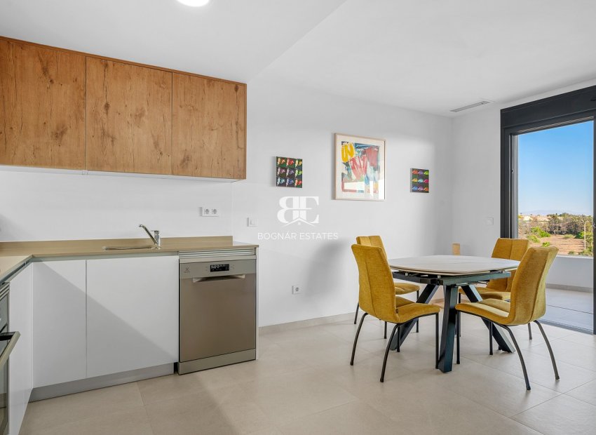 Herverkoop - apartment -
Orihuela Costa - Punta Prima