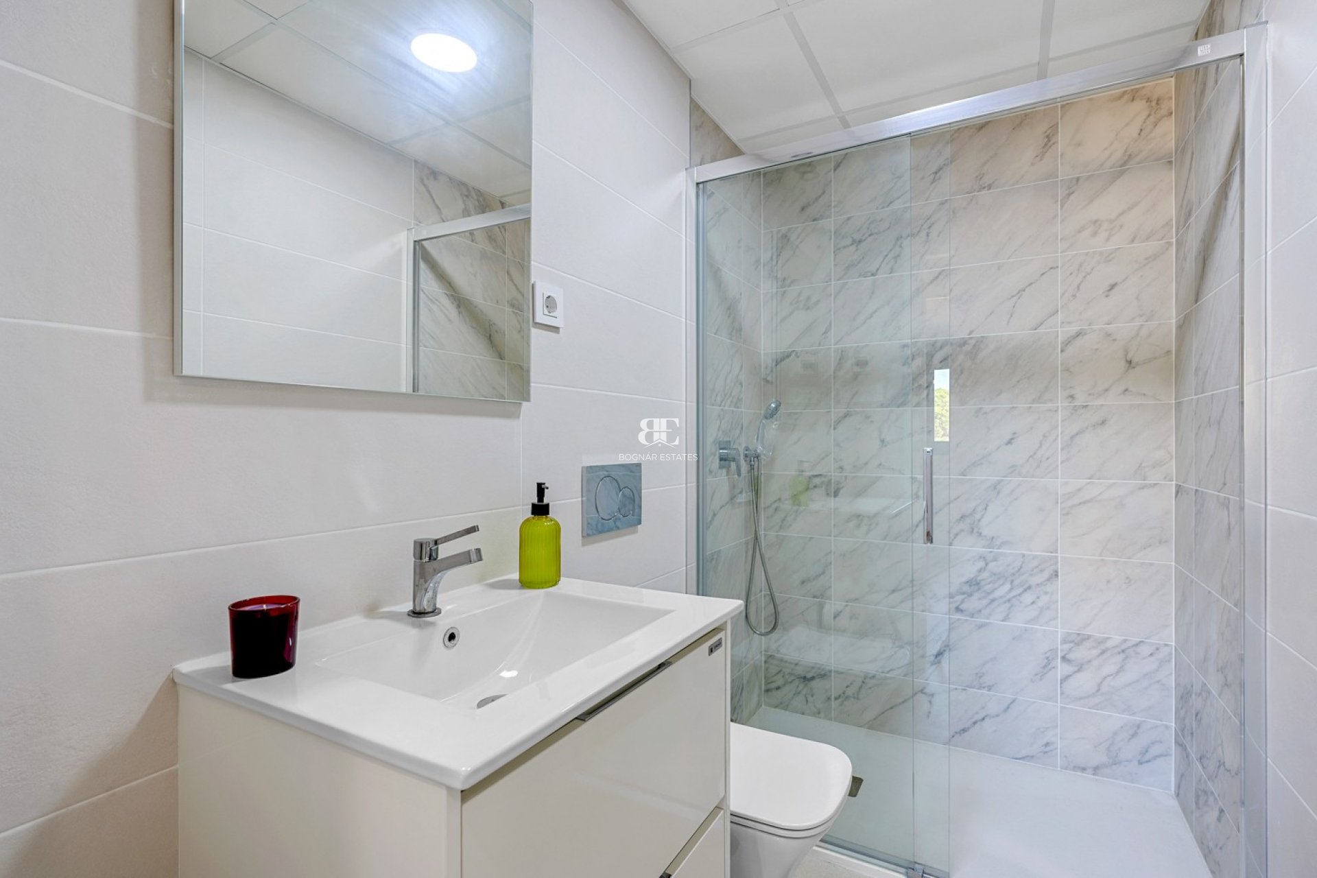 Herverkoop - apartment -
Orihuela Costa - Punta Prima