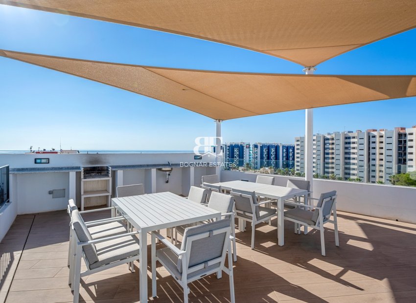 Herverkoop - apartment -
Orihuela Costa - Punta Prima