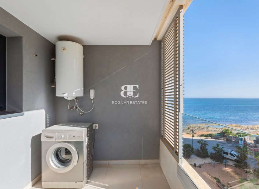 Herverkoop - apartment -
Orihuela Costa - Punta Prima