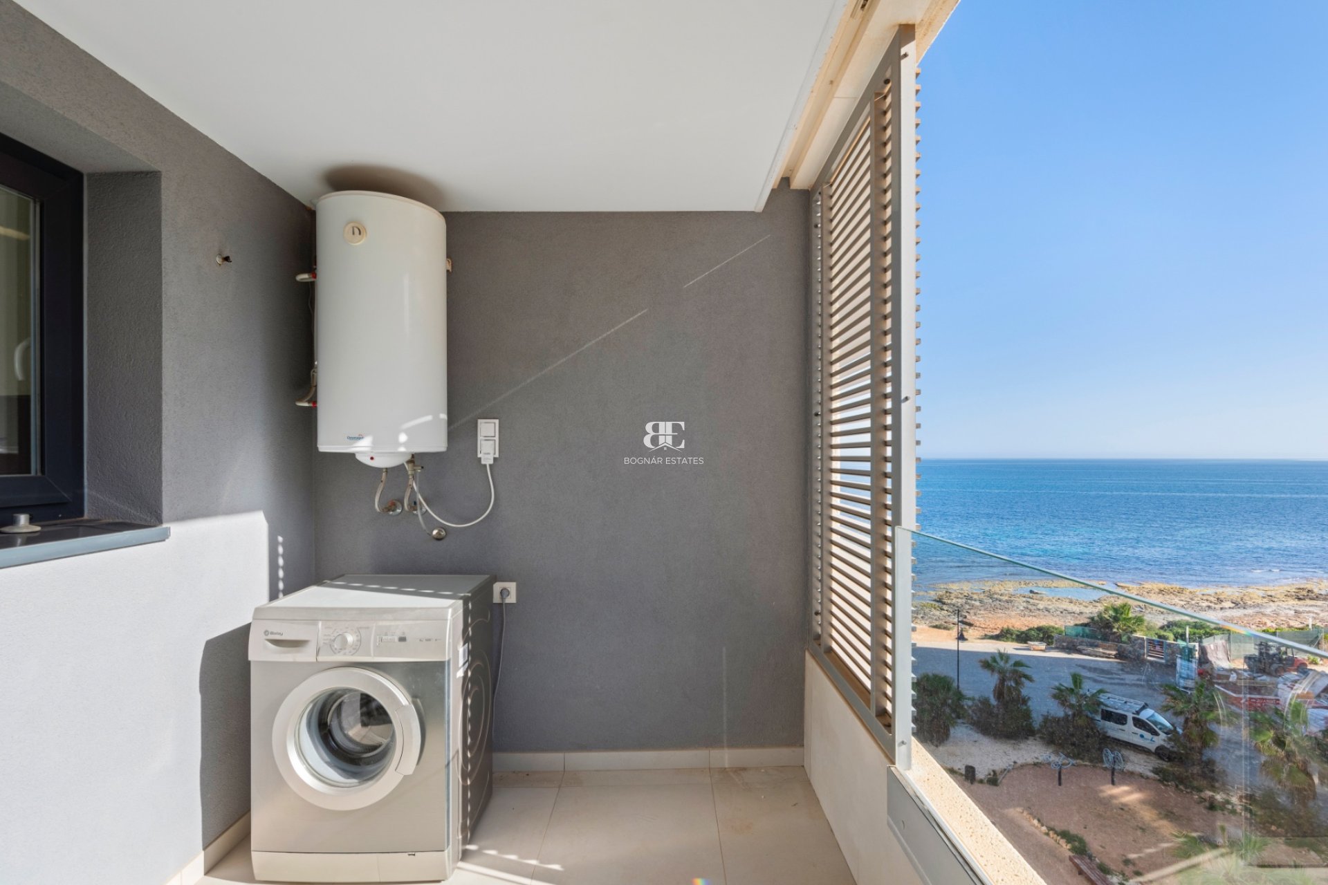 Herverkoop - apartment -
Orihuela Costa - Punta Prima