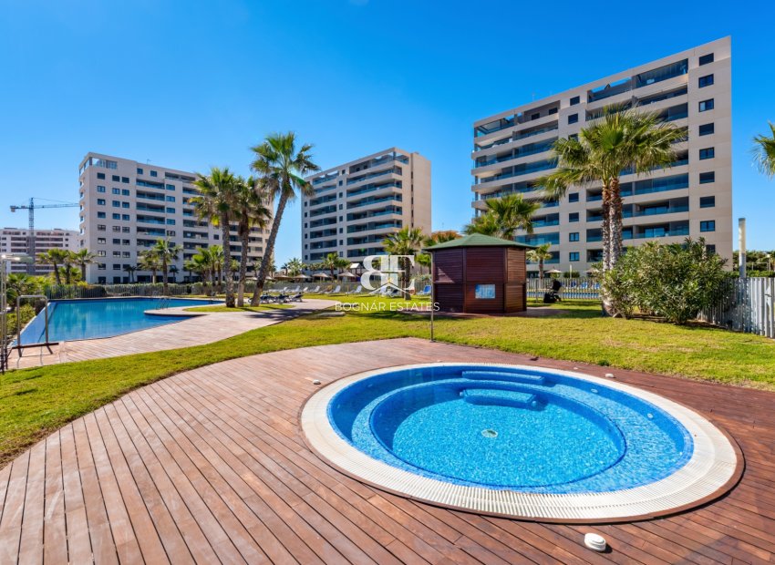 Herverkoop - apartment -
Orihuela Costa - Punta Prima