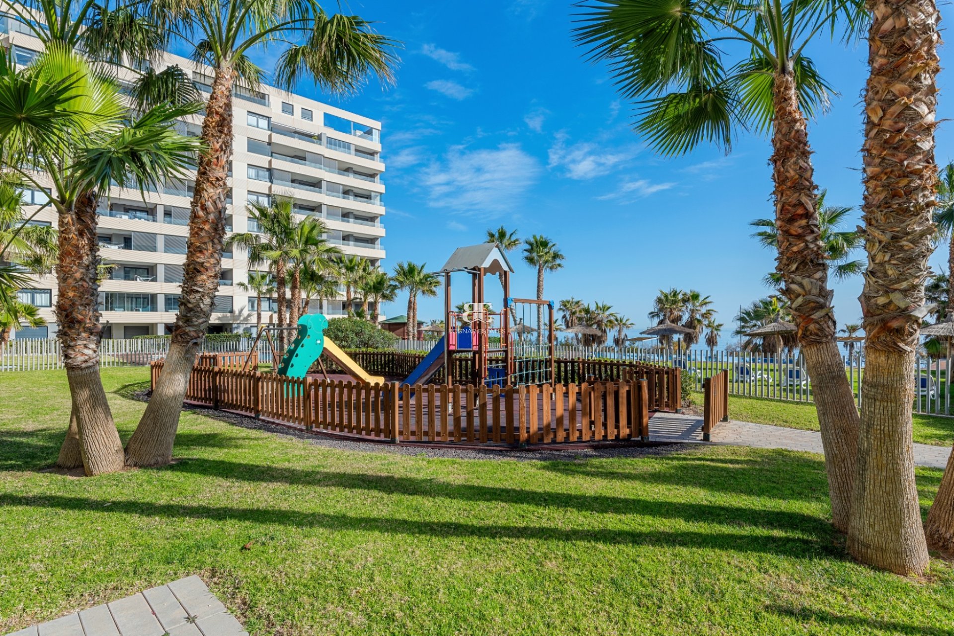 Herverkoop - apartment -
Orihuela Costa - Punta Prima
