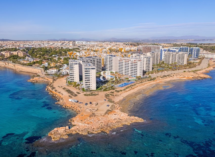 Herverkoop - apartment -
Orihuela Costa - Punta Prima