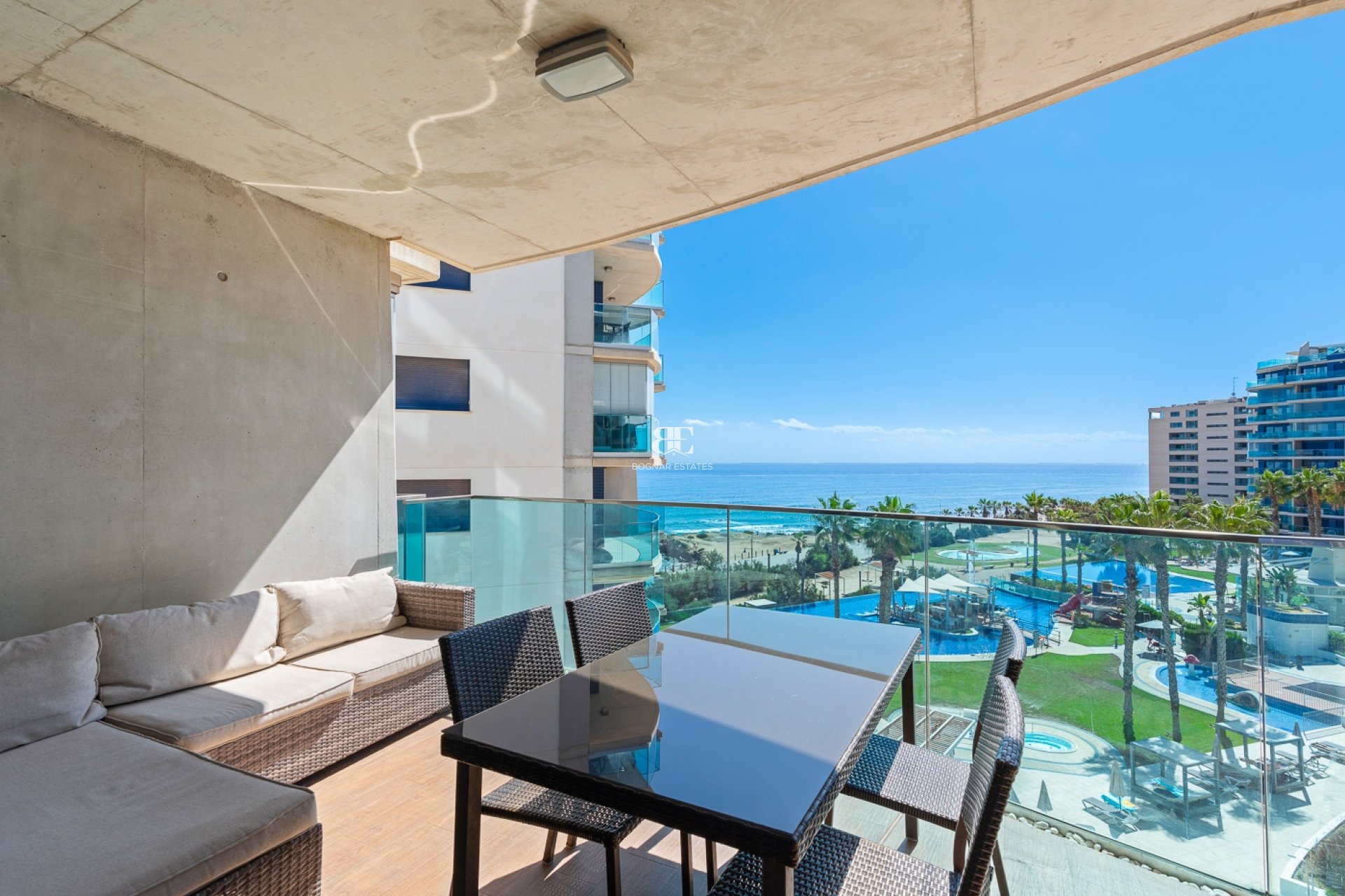 Herverkoop - apartment -
Orihuela Costa - Punta Prima