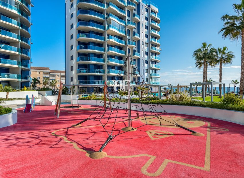 Herverkoop - apartment -
Orihuela Costa - Punta Prima