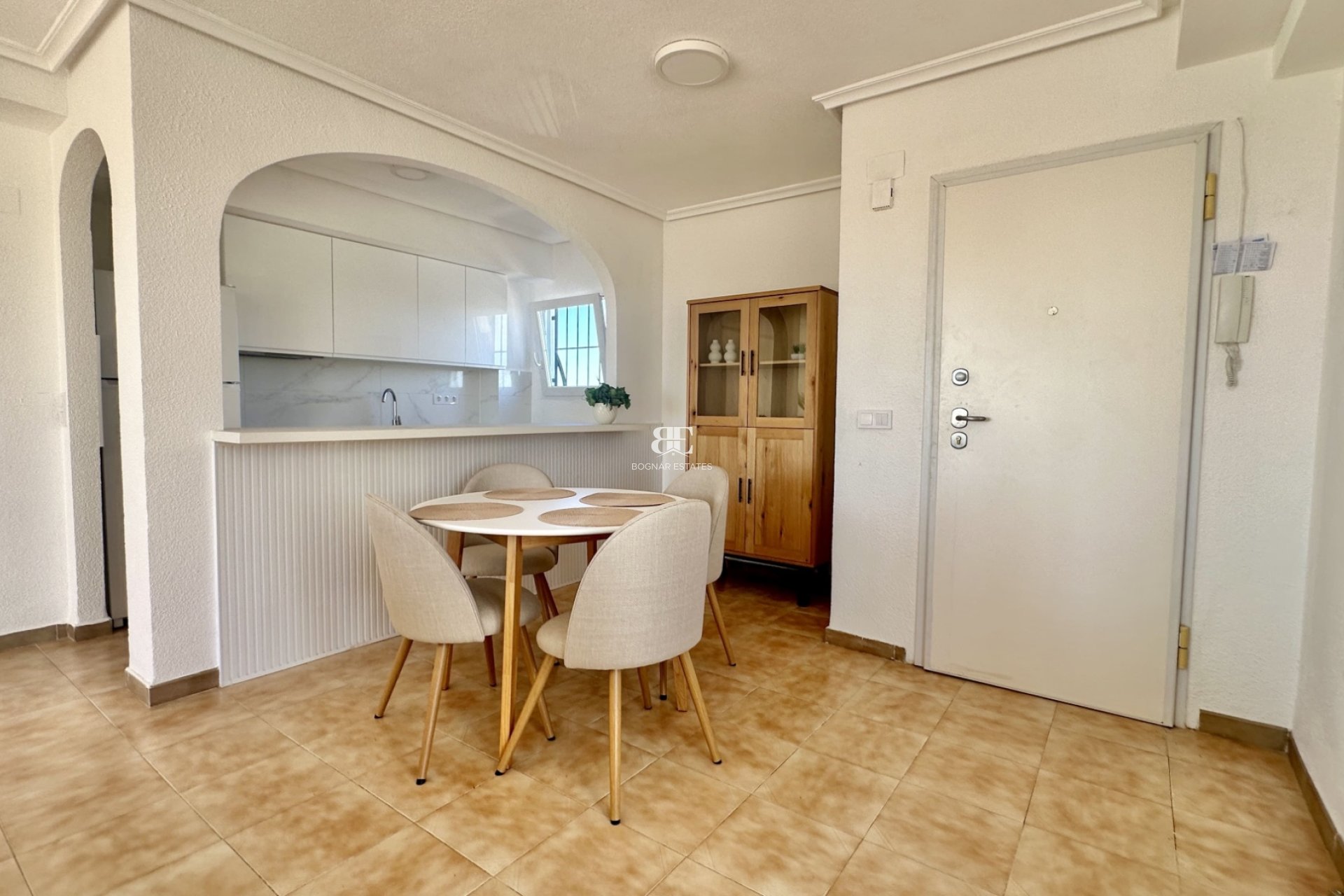 Herverkoop - apartment -
Orihuela Costa - Punta Prima