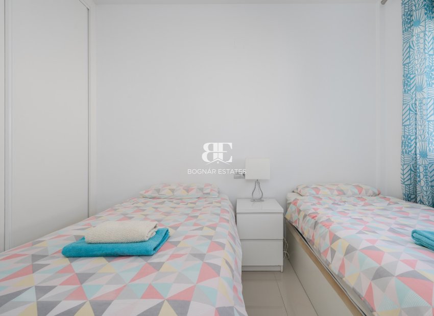 Herverkoop - apartment -
Orihuela Costa - Punta Prima