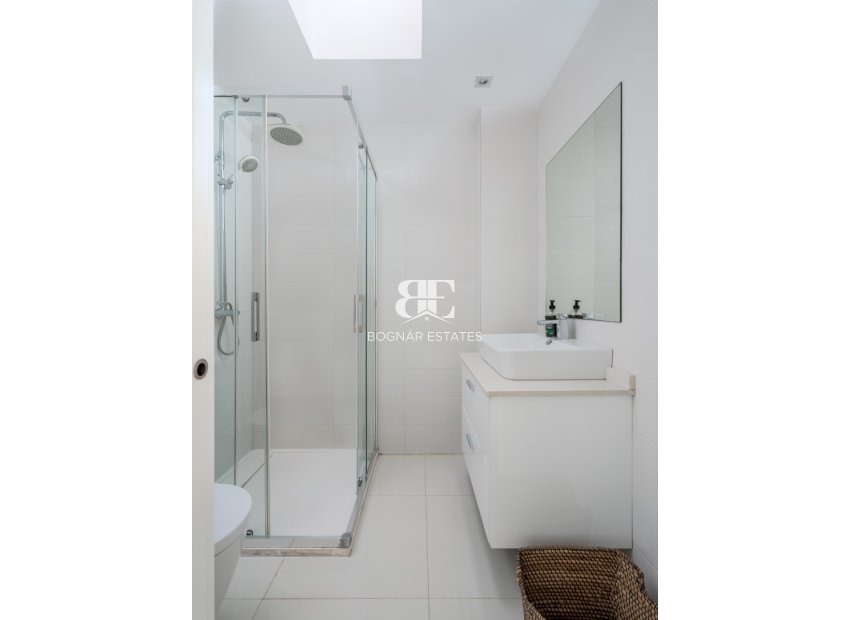 Herverkoop - apartment -
Orihuela Costa - Punta Prima