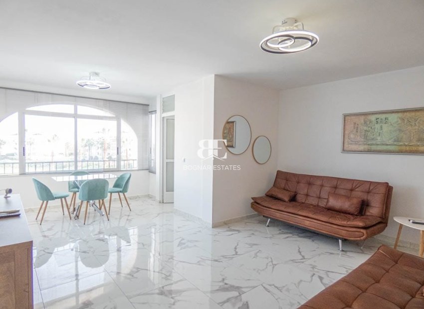 Herverkoop - apartment -
Orihuela Costa - Villamartín