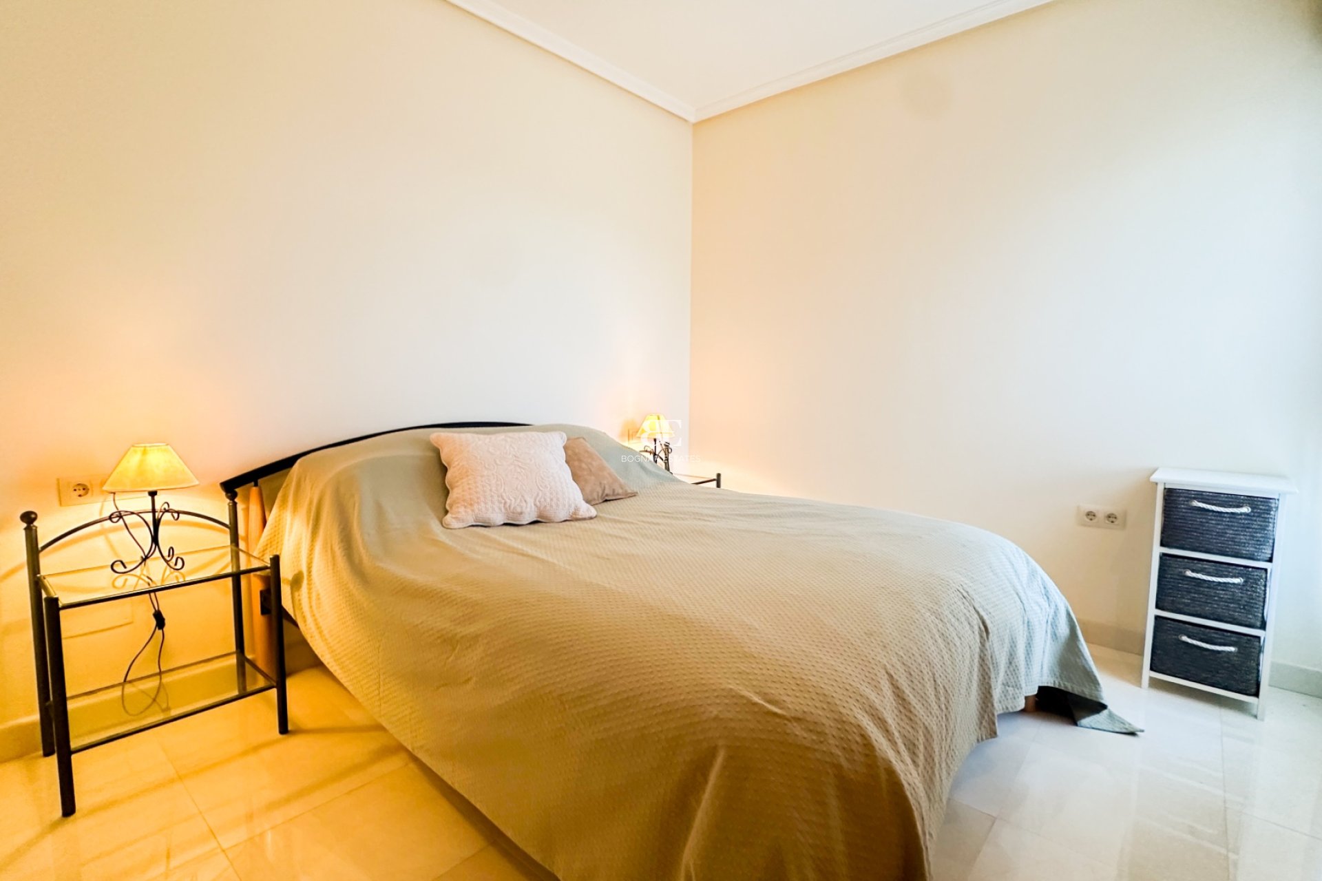 Herverkoop - apartment -
Orihuela Costa - Villamartín