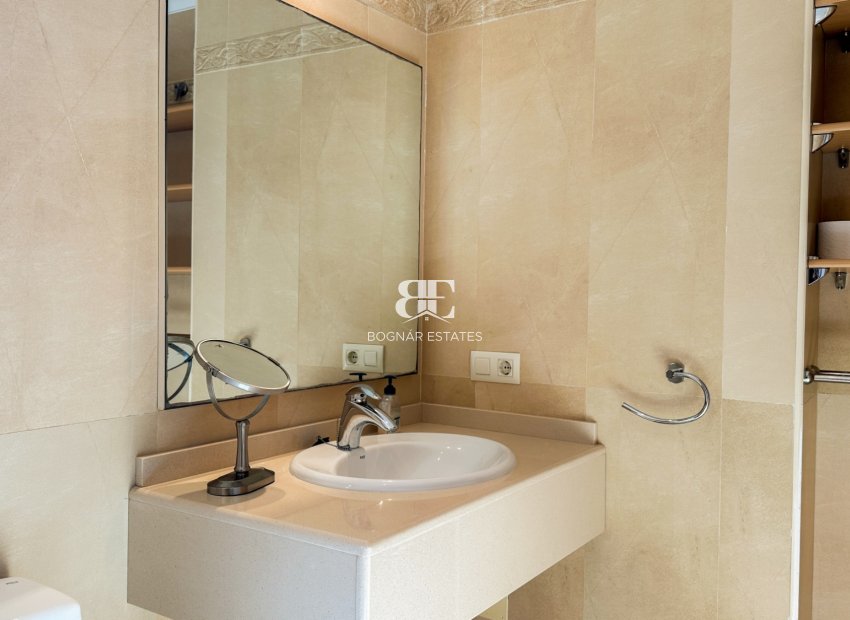 Herverkoop - apartment -
Orihuela Costa - Villamartín