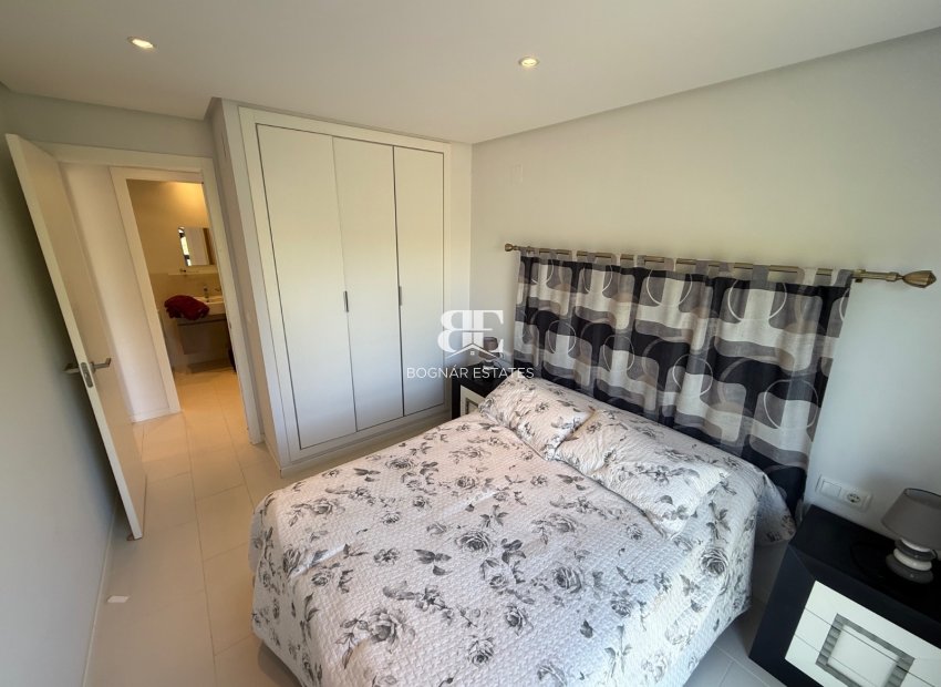 Herverkoop - apartment -
Orihuela Costa - Villamartín