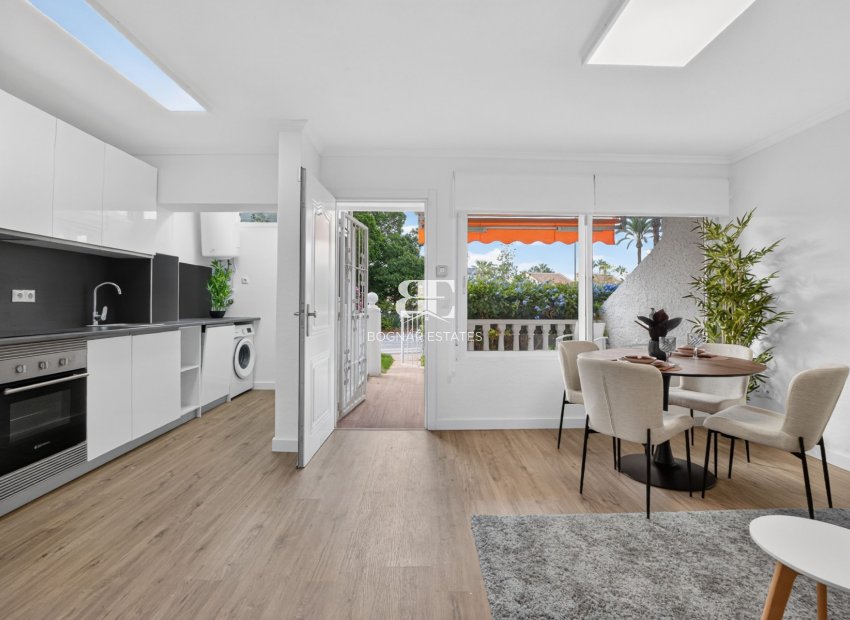 Herverkoop - apartment -
Orihuela Costa - Villamartín
