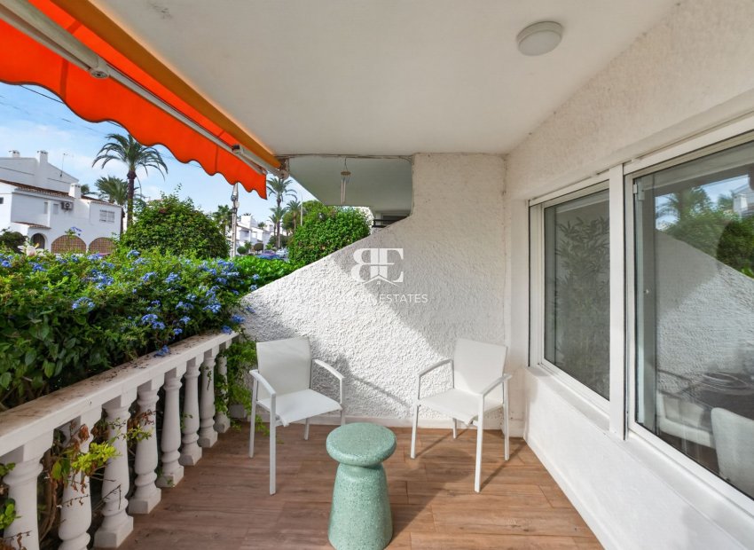 Herverkoop - apartment -
Orihuela Costa - Villamartín