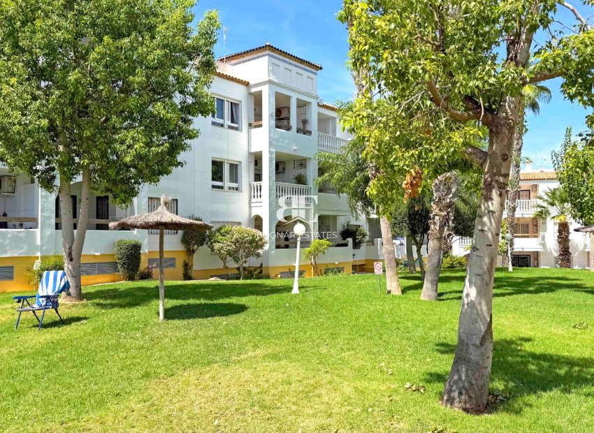 Herverkoop - apartment -
Orihuela Costa - Villamartín