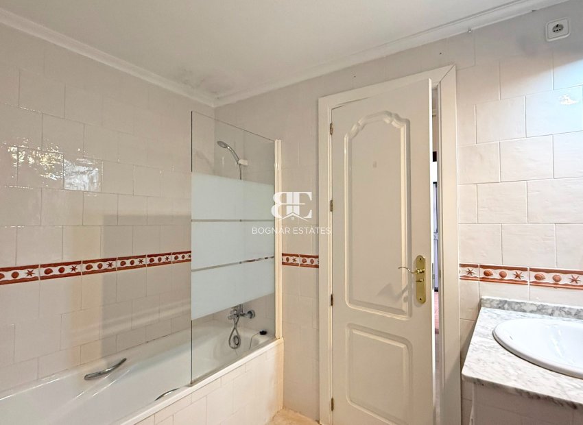 Herverkoop - apartment -
Orihuela Costa - Villamartín