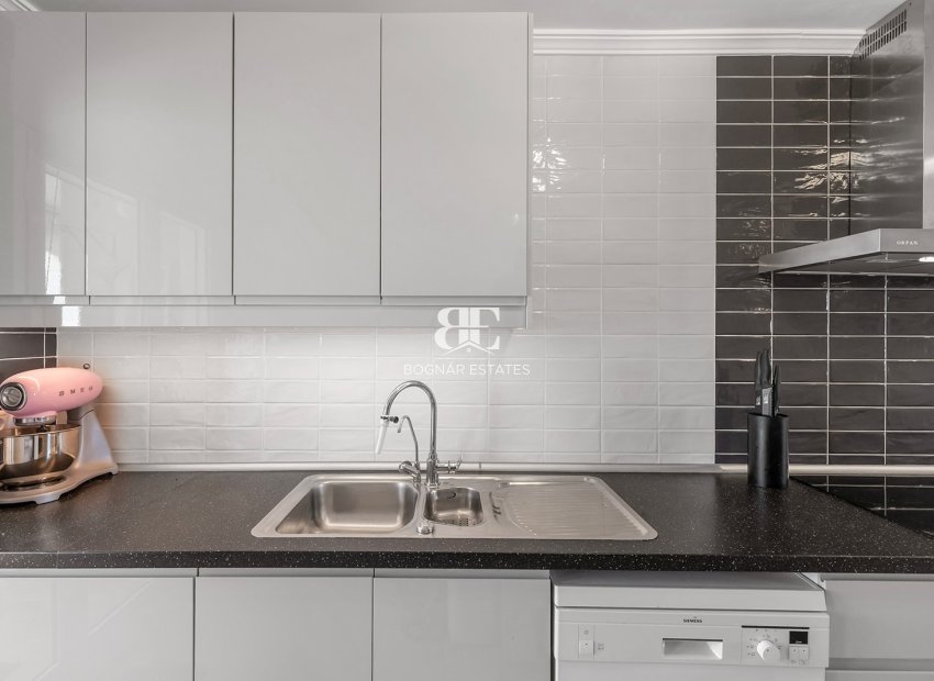 Herverkoop - apartment -
Orihuela Costa - Villamartín