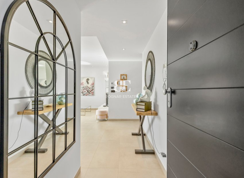 Herverkoop - apartment -
Orihuela Costa