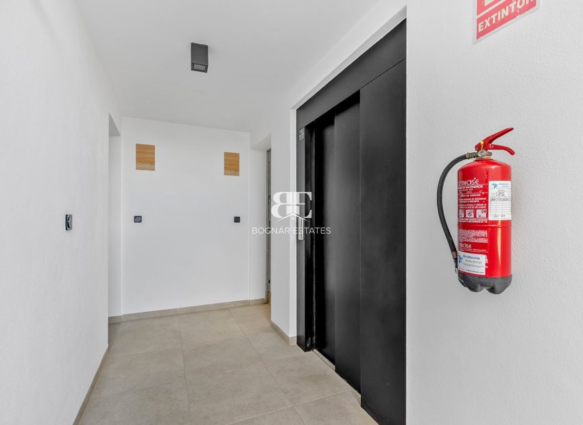 Herverkoop - apartment -
Orihuela Costa