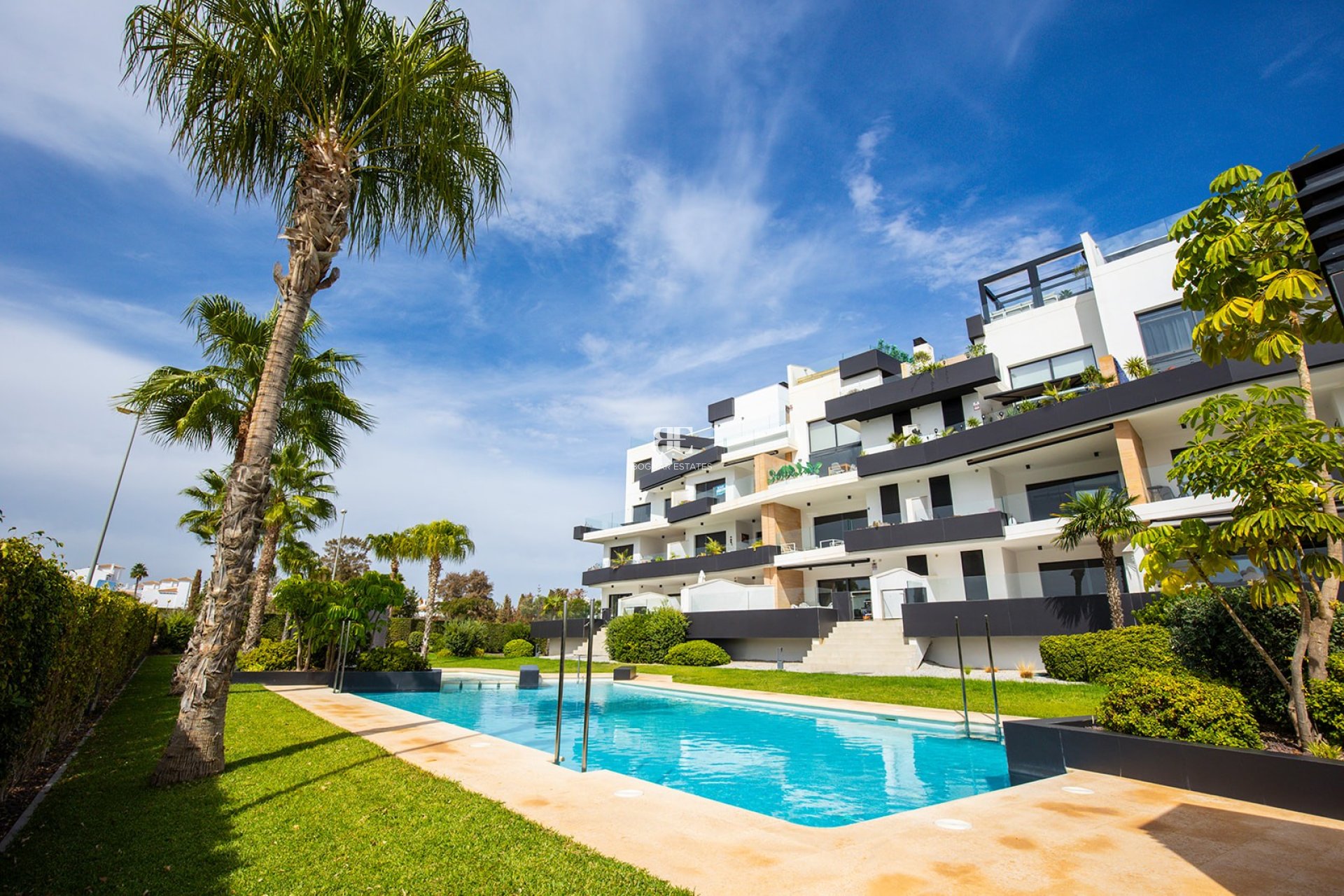 Herverkoop - apartment -
Orihuela Costa