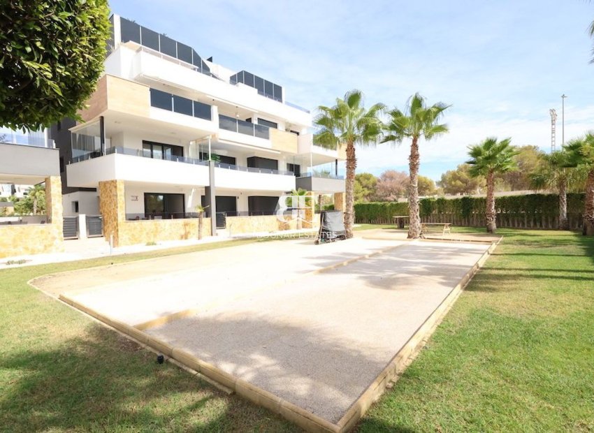 Herverkoop - apartment -
Orihuela Costa