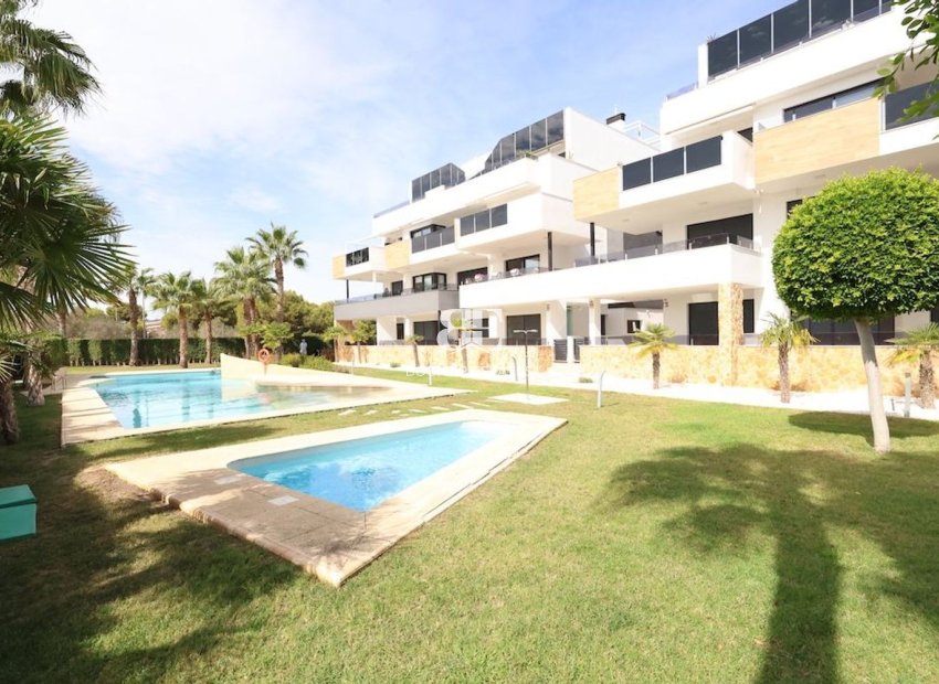 Herverkoop - apartment -
Orihuela Costa