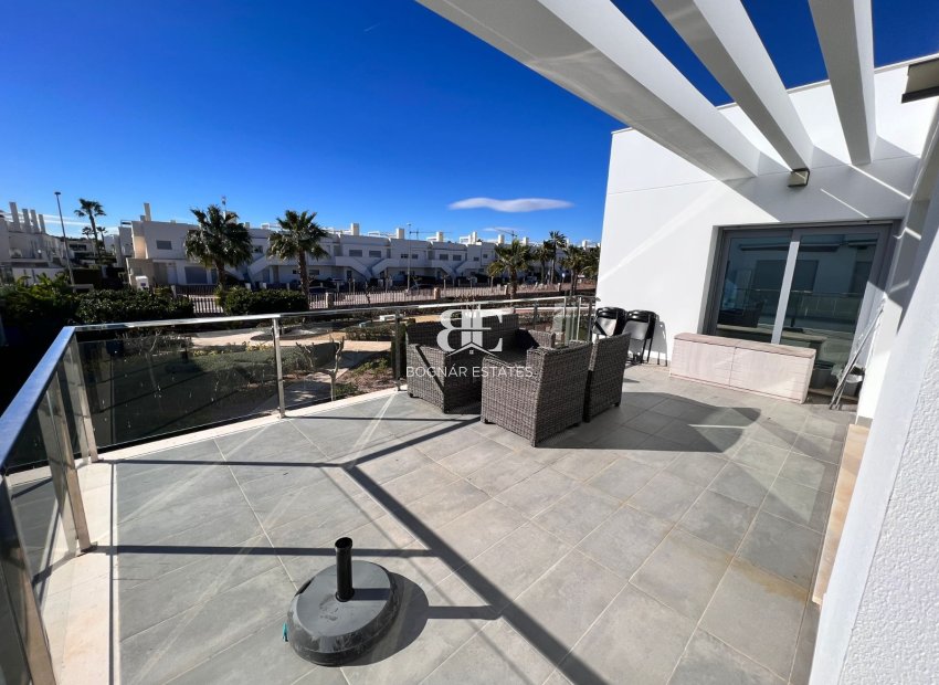 Herverkoop - apartment -
Orihuela - Vistabella