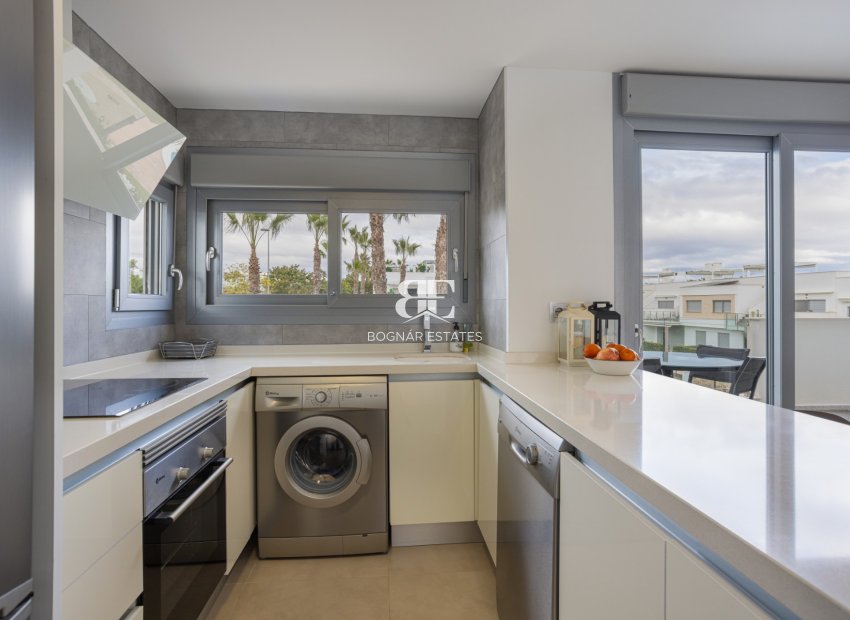 Herverkoop - apartment -
Orihuela - Vistabella