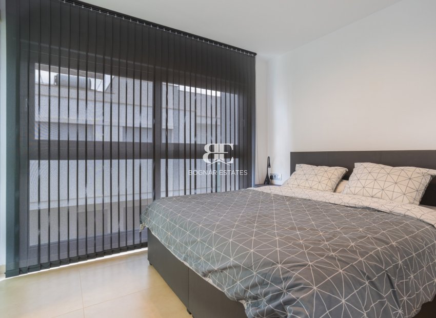 Herverkoop - apartment -
Orihuela - Vistabella