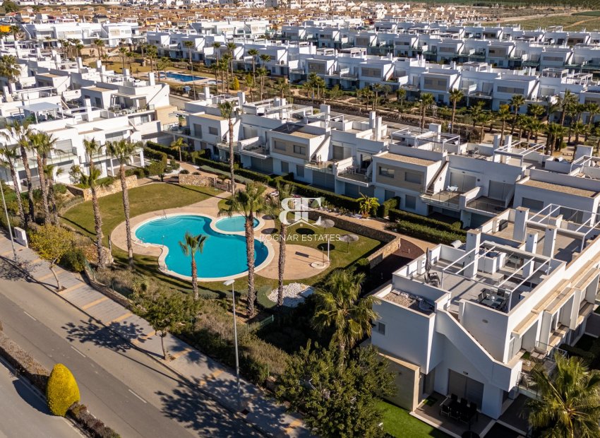 Herverkoop - apartment -
Orihuela - Vistabella