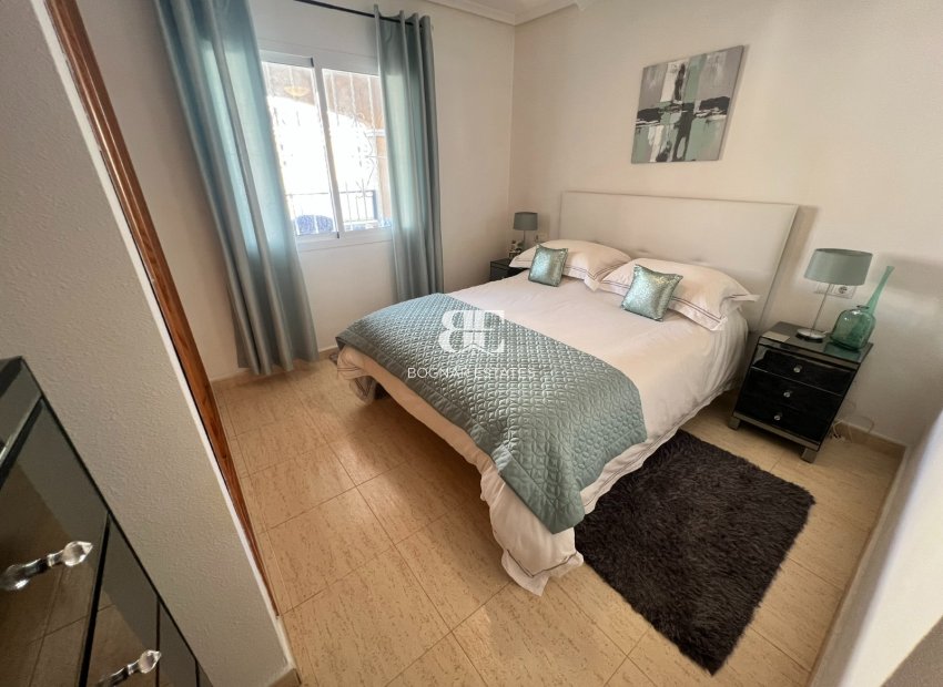 Herverkoop - apartment -
Pilar de la Horadada - Mil Palmeras