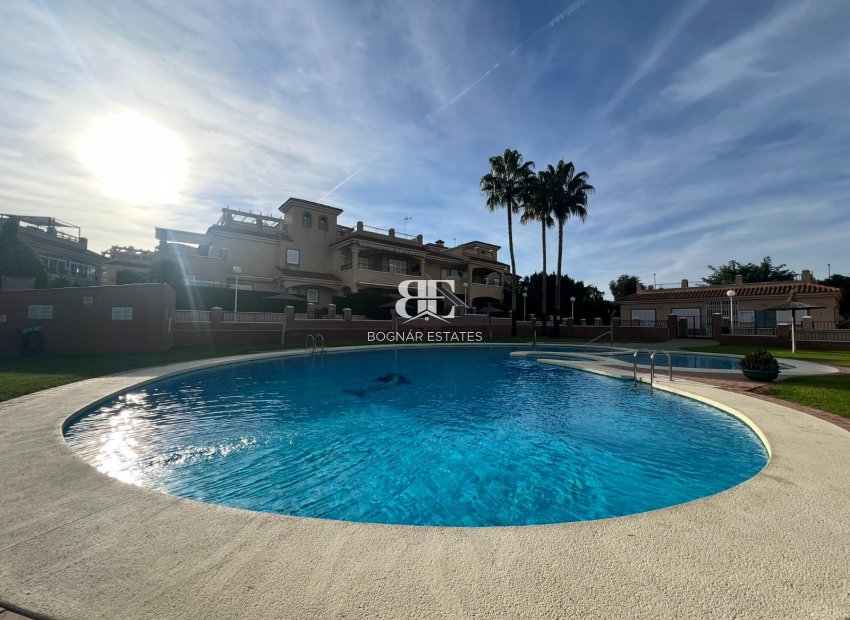 Herverkoop - apartment -
Pilar de la Horadada - Mil Palmeras