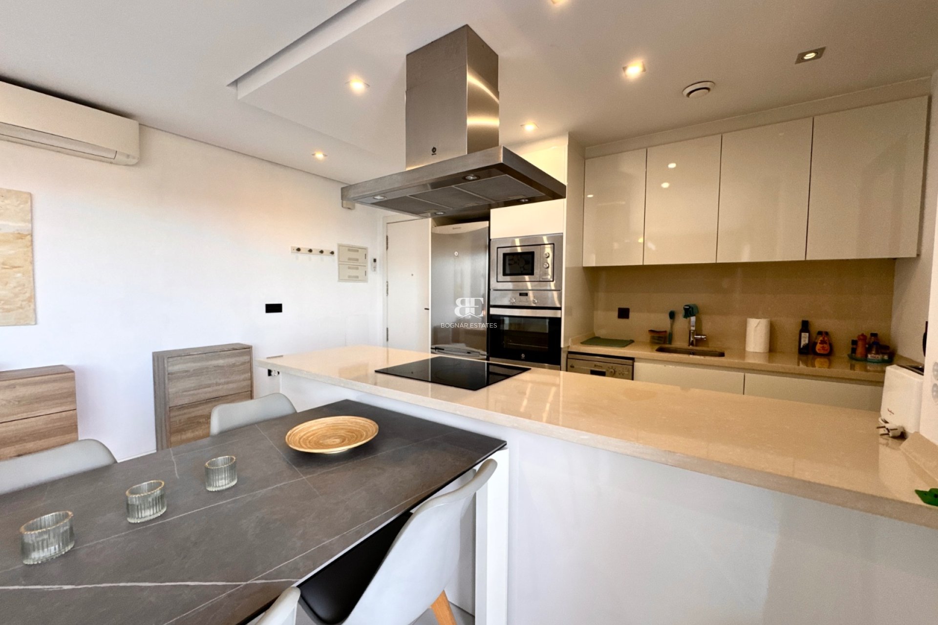 Herverkoop - apartment -
Pilar de la Horadada - Mil Palmeras