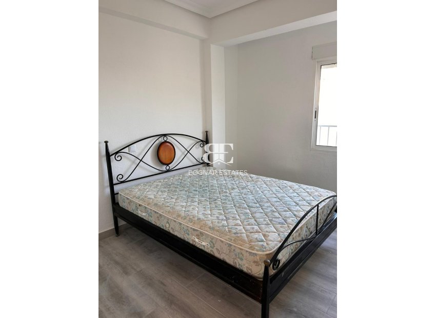 Herverkoop - apartment -
Pilar de la Horadada - Torre de la Horadada