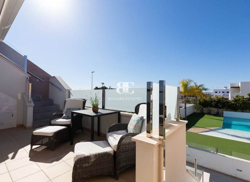 Herverkoop - apartment -
Pilar de la Horadada - Zona Pueblo